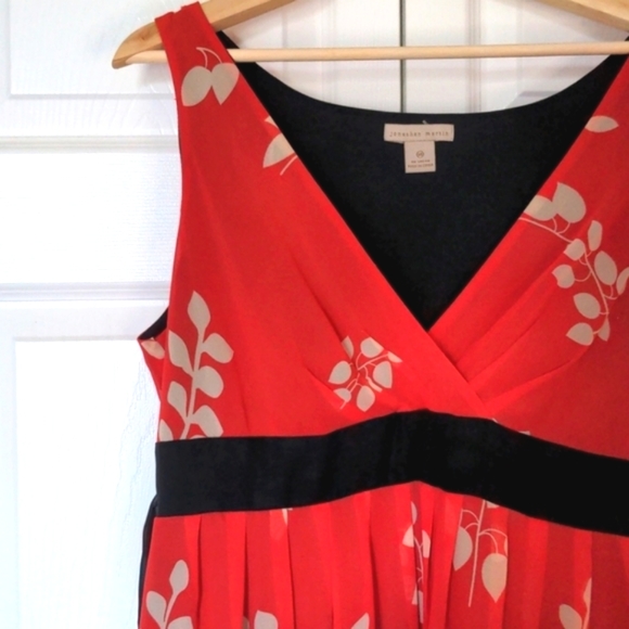 Orange Flower Flowy Sleeveless Dress - Picture 2 of 5